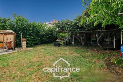 Immeuble - 126 m² - 7 pièces