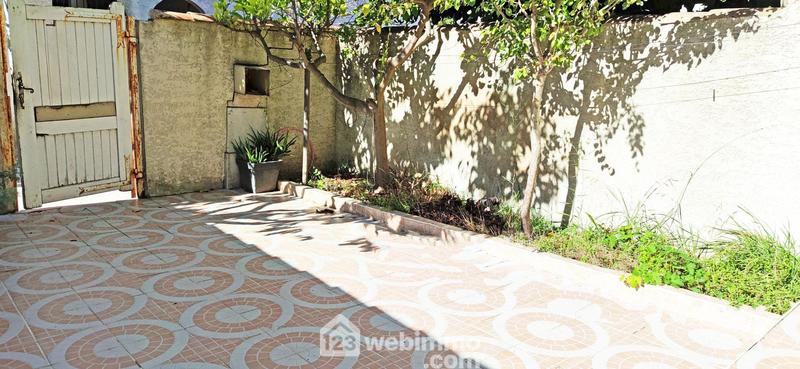 Maison de village - 100 m² - 4 pièces