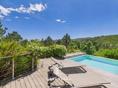 Villa - 205 m² - 5 pièces