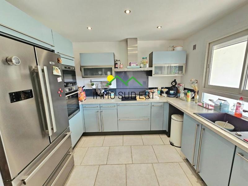 Maison - 114 m² - 5 pièces