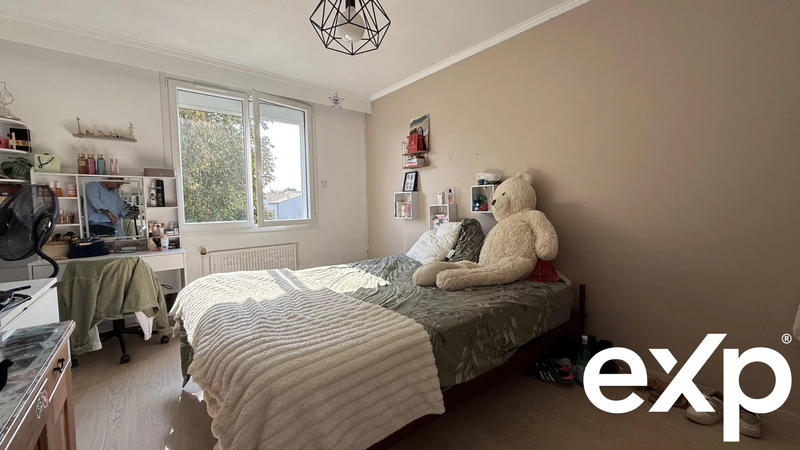 Maison - 307 m² - 10 pièces