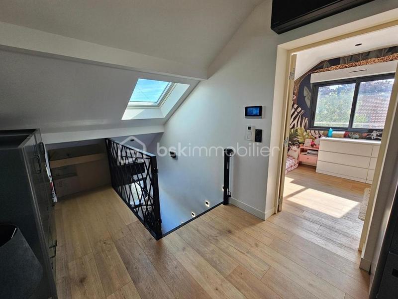 Pavillon - 134 m² - 5 pièces