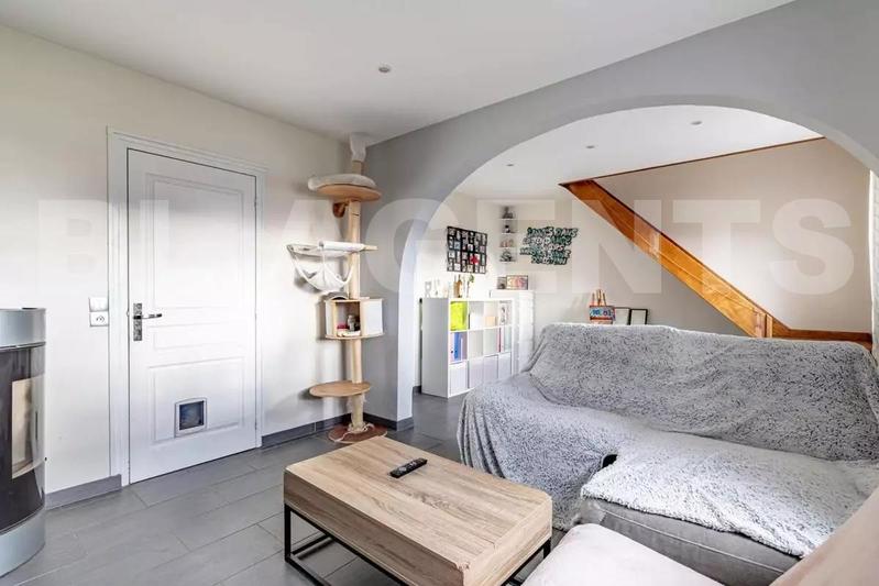 Maison traditionnelle - 96 m² - 5 pièces