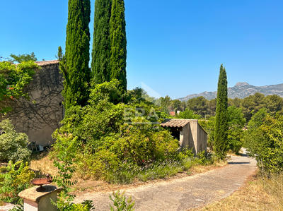 Villa - 315 m² - 6 pièces