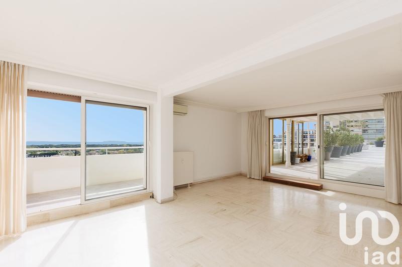 Appartement - 144 m² - 5 pièces