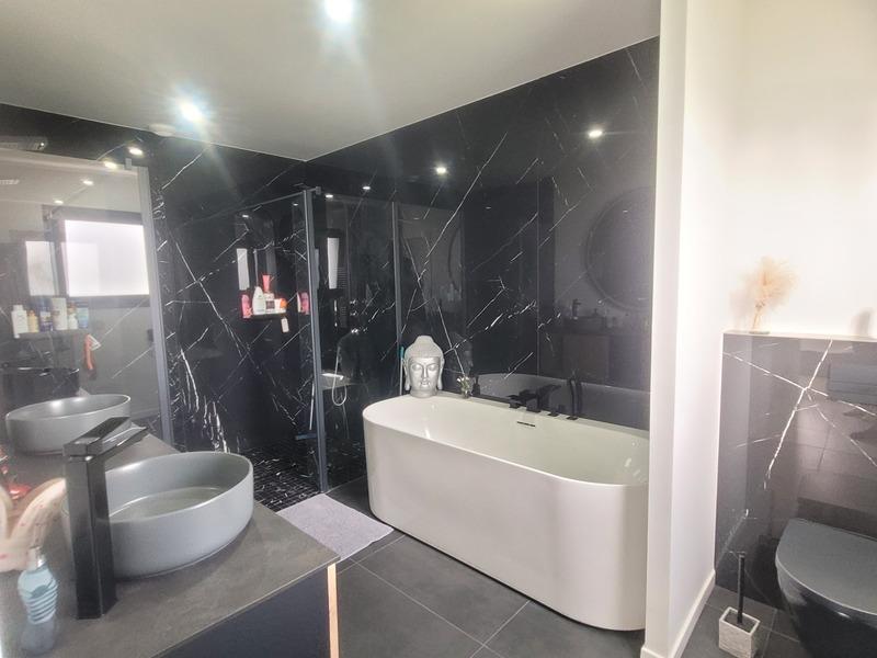 Maison - 147 m² - 5 pièces