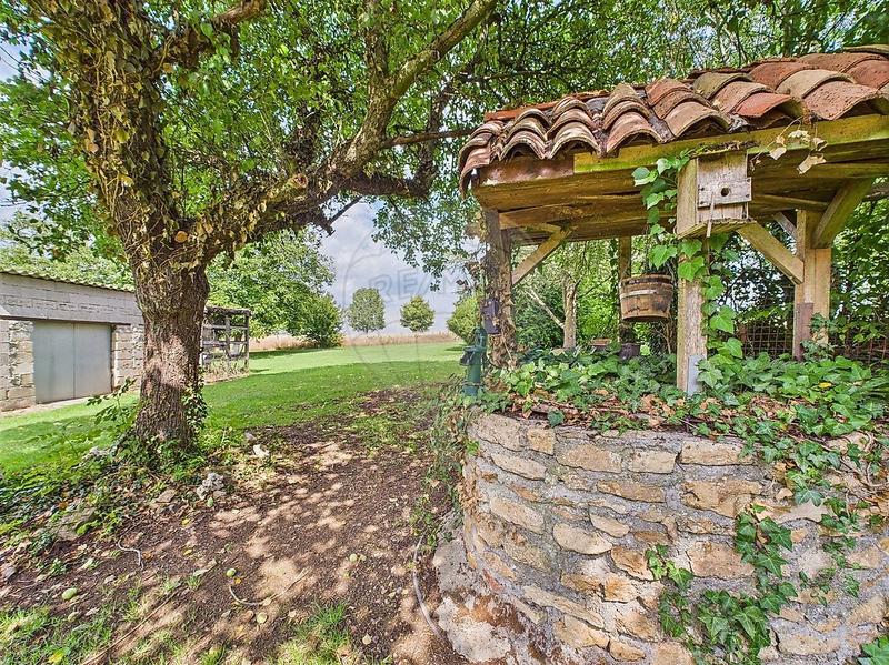 Maison - 210 m² - 5 pièces