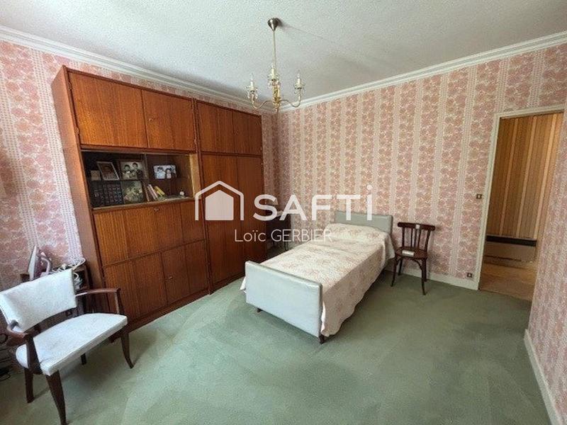 Maison - 360 m² - 10 pièces