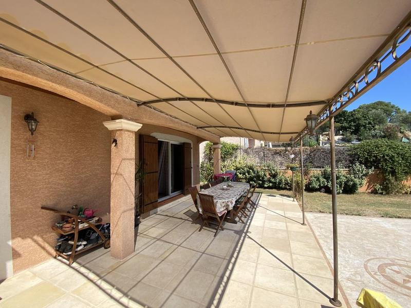 Maison - 152 m² - 6 pièces