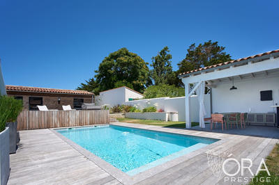 Maison contemporaine - 206 m² - 7 pièces