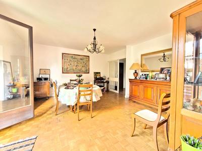 Appartement - 75 m² - 4 pièces