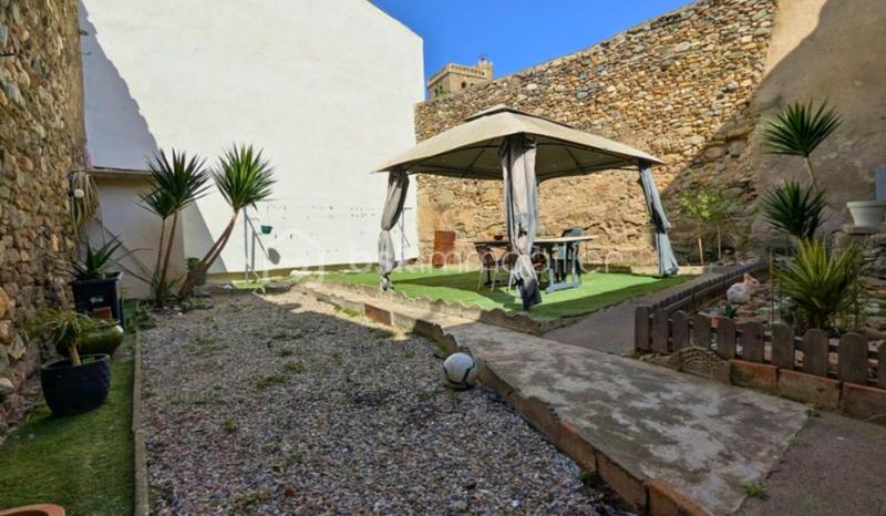 Maison - 298 m² - 7 pièces