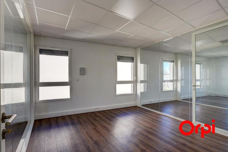 Bureau - 248 m²