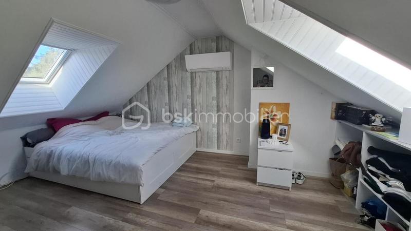 Maison - 121 m² - 7 pièces