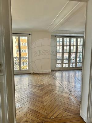 Appartement - 74 m² - 4 pièces