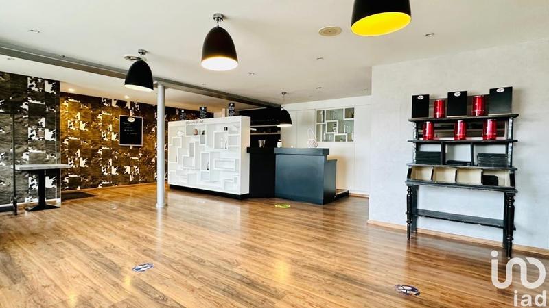 Local commercial - 464 m²