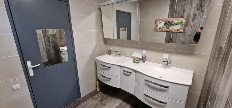 Maison traditionnelle - 209 m² - 8 pièces