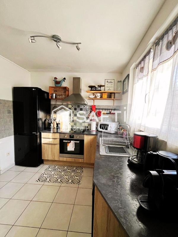 Maison - 85 m² - 5 pièces