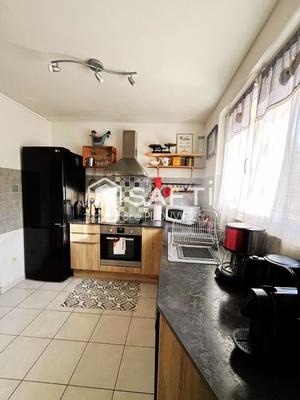 Maison - 85 m² - 5 pièces