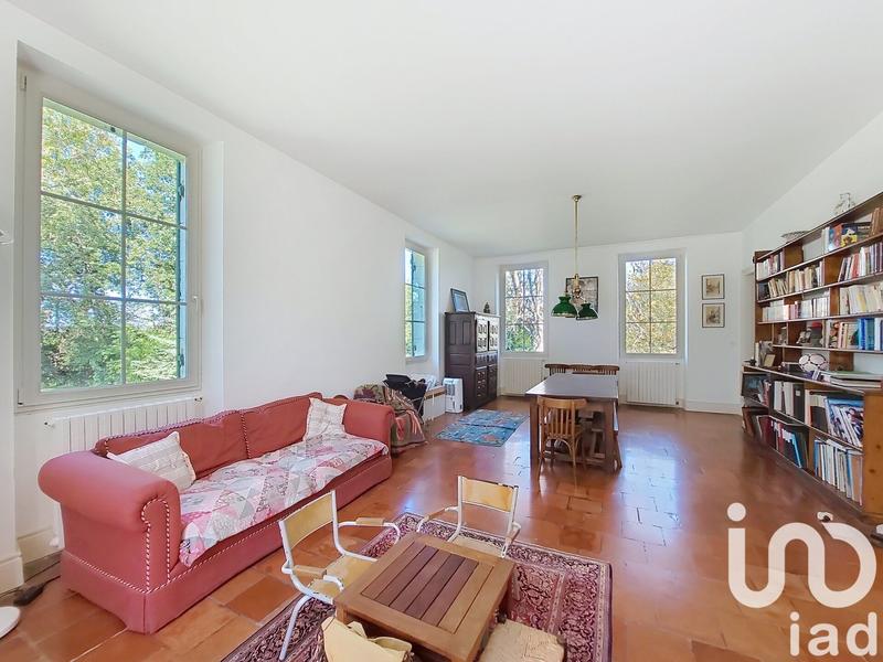 Maison - 607 m² - 22 pièces