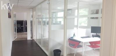 Bureau - 451 m² - 18 pièces