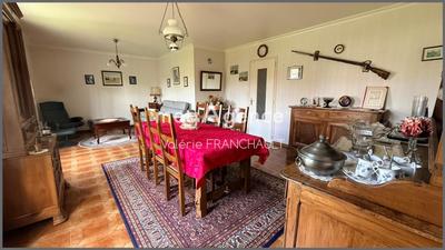 Maison - 87 m² - 5 pièces