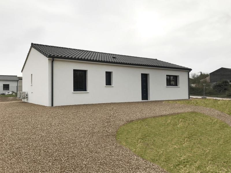 Maison - 90 m² - 4 pièces