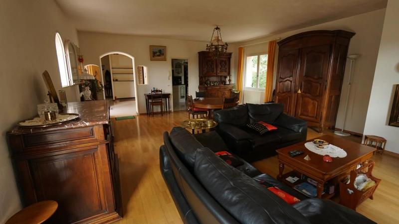 Maison - 187 m² - 7 pièces