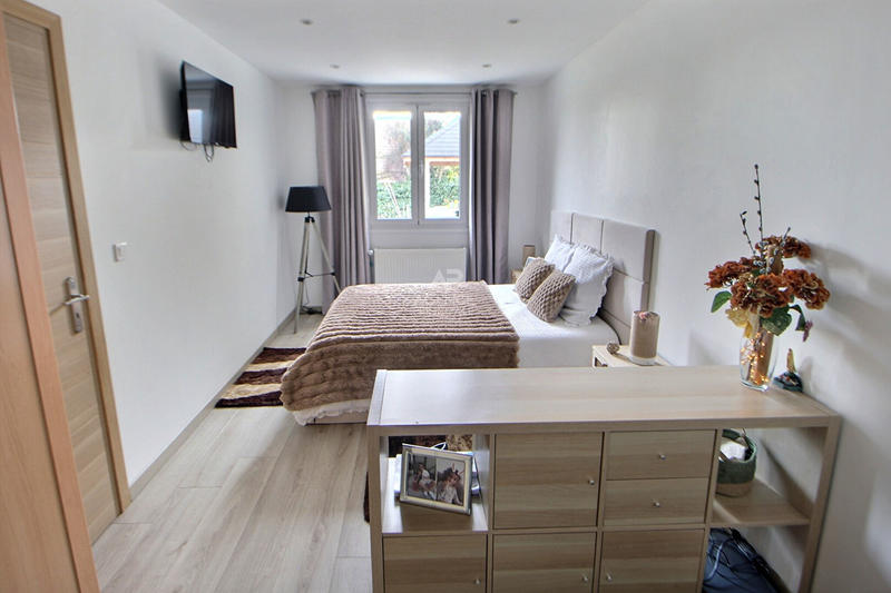 Maison - 120 m² - 7 pièces