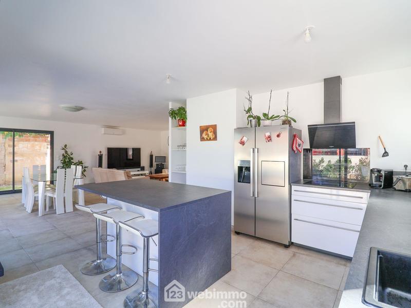 Villa - 141 m² - 5 pièces