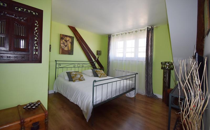 Maison - 349 m² - 10 pièces