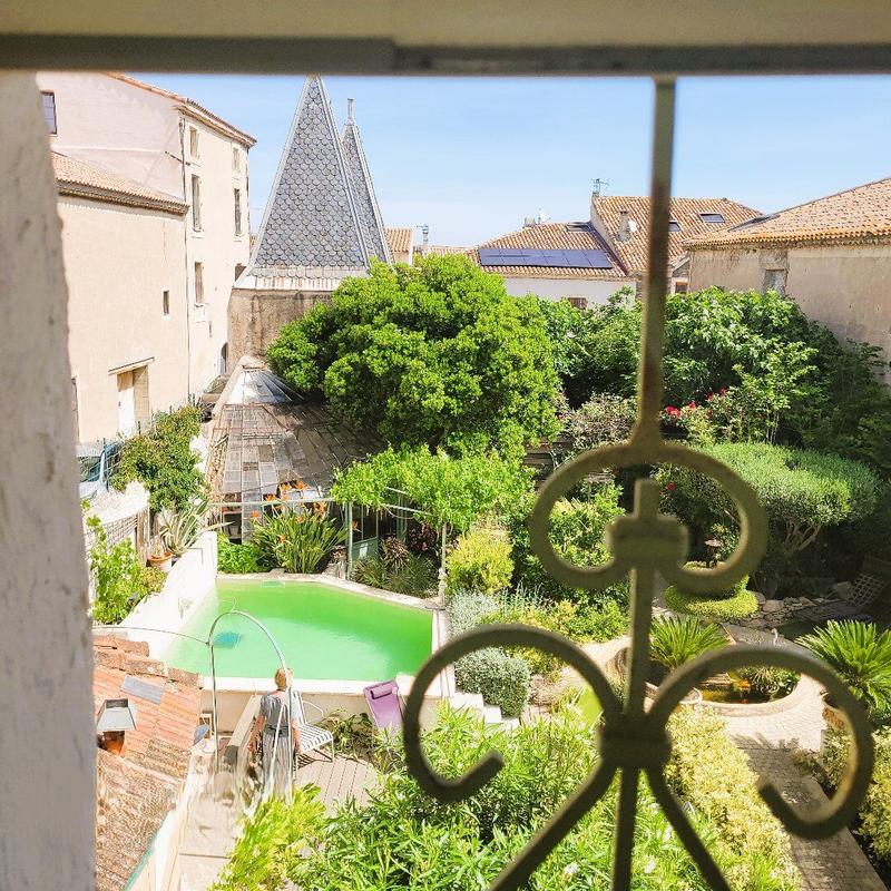 Maison - 480 m² - 12 pièces