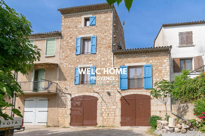 Maison - 210 m² - 8 pièces