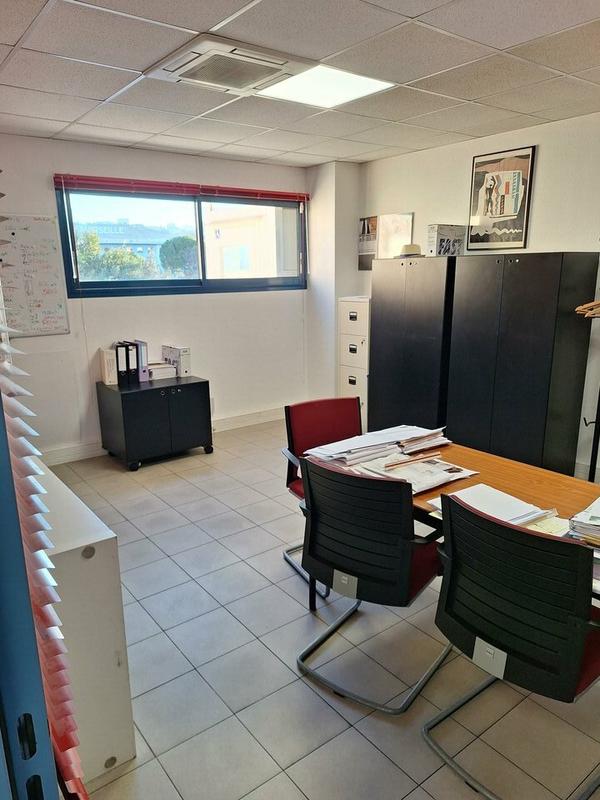 Bureau - 105 m²
