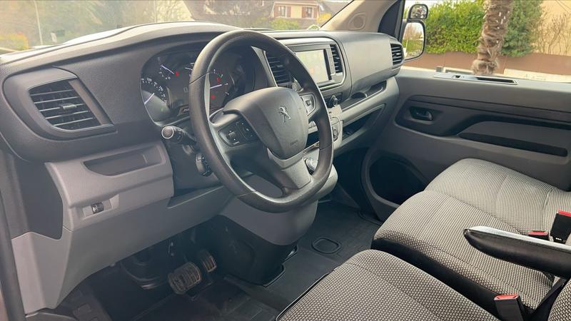 Peugeot Expert Fourgon m 2.0 BlueHDi 120 Eat8 Asphalt - Automatique Entretien constructeur