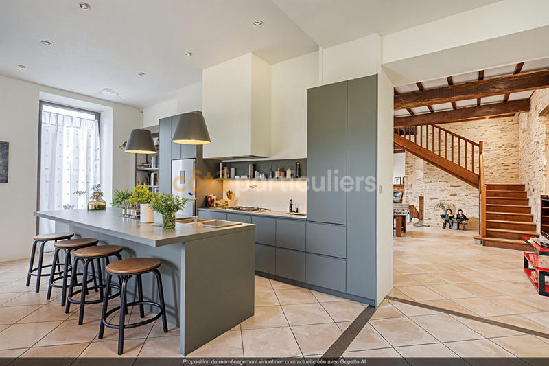 Maison - 275 m² - 9 pièces