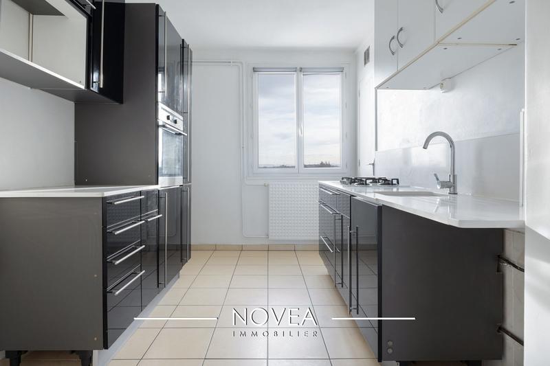 Appartement - 72 m² - 4 pièces