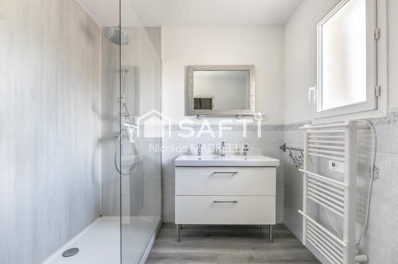 Maison - 170 m² - 6 pièces