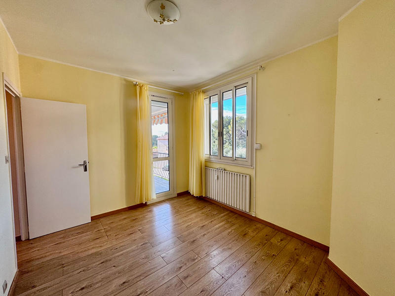 Appartement - 75 m² - 4 pièces