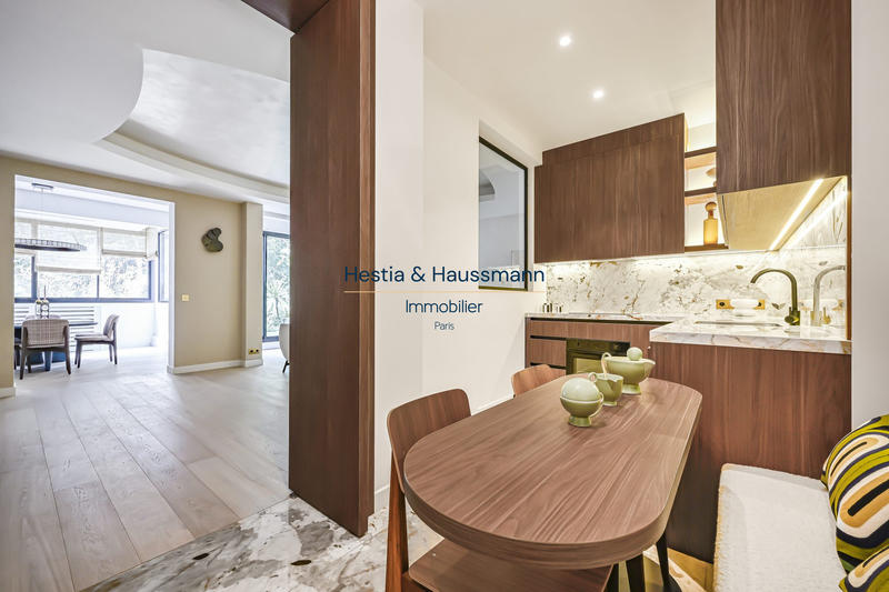 Appartement - 150 m² - 3 pièces