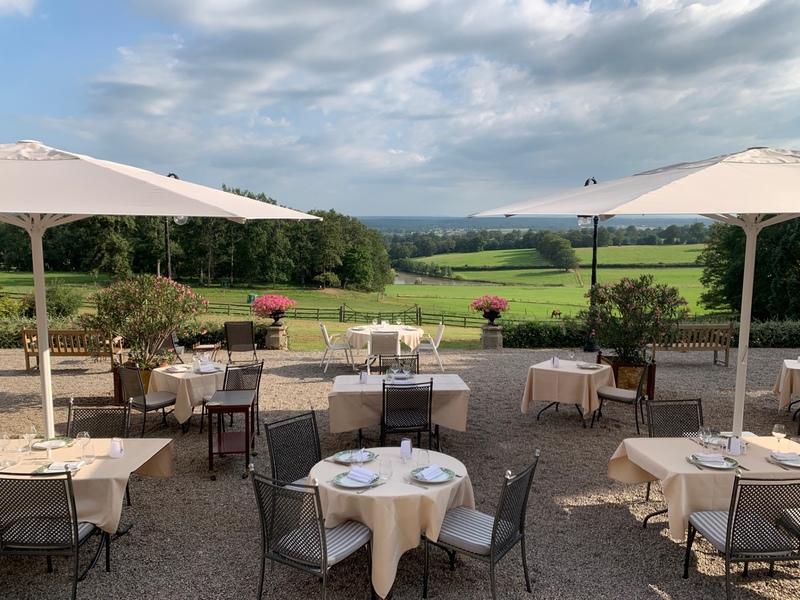 Propriété - 1 425 m² - 24 pièces