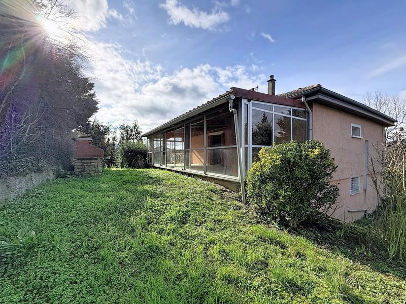 Villa - 200 m² - 5 pièces