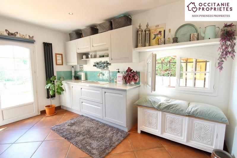 Maison - 229 m² - 9 pièces