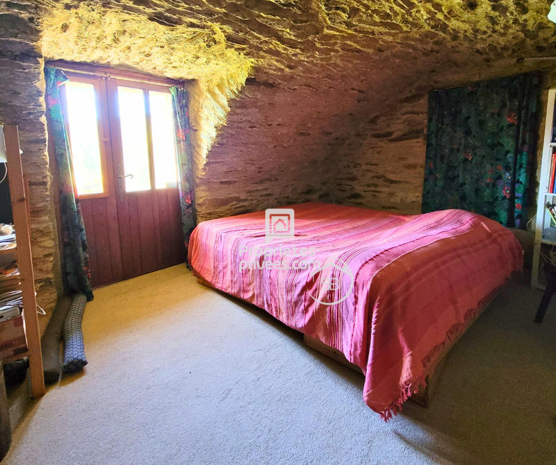 Mas - 215 m² - 8 pièces