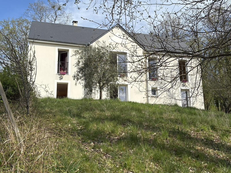Maison traditionnelle - 190 m² - 7 pièces