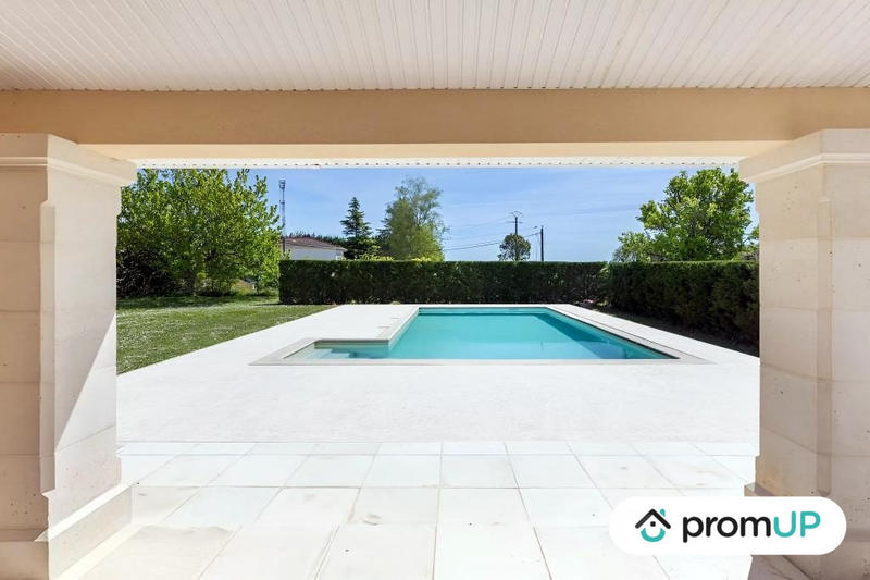 Villa - 234 m² - 7 pièces