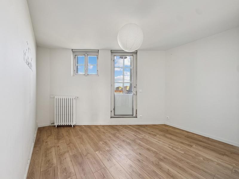 Appartement - 89 m² - 4 pièces