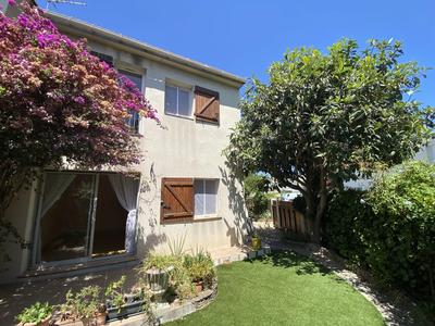 Maison - 74 m² - 4 pièces