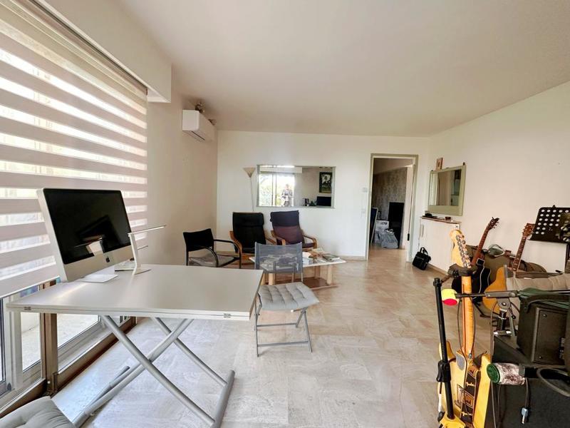 Appartement - 80 m² - 3 pièces