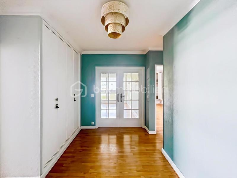 Appartement - 82 m² - 4 pièces